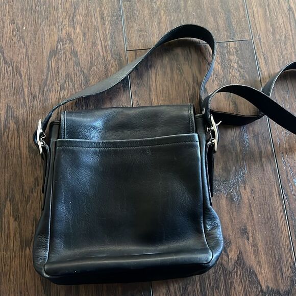 VTG Coach Legacy Leather Black 9335 Slim Flap Crossbody Madeline Costa Rica EUC - Picture 7 of 11